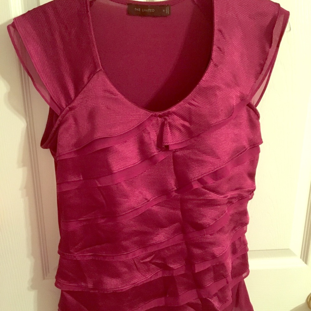 Limited ruffled sleeveless top